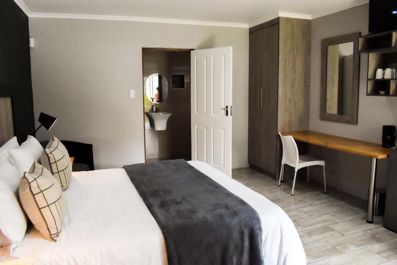 Azaria Guesthouse Swellendam Eksteriør bilde